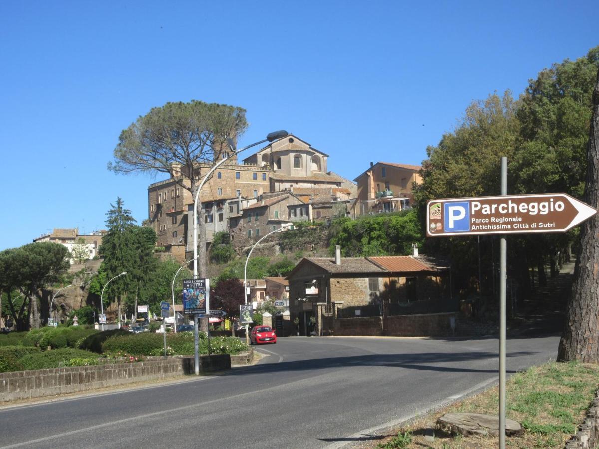 Radici Etrusche Sutri Hotel Bagian luar foto